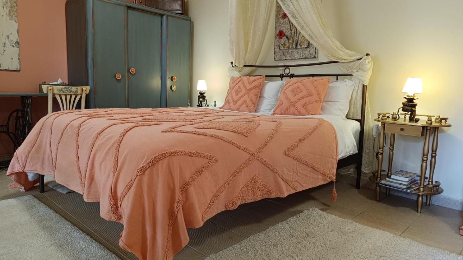 Ancient Corinth Guest House Room photo