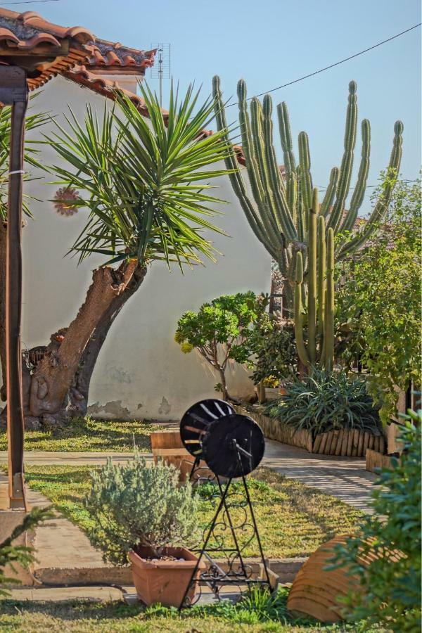 Ancient Corinth Guest House Exterior photo